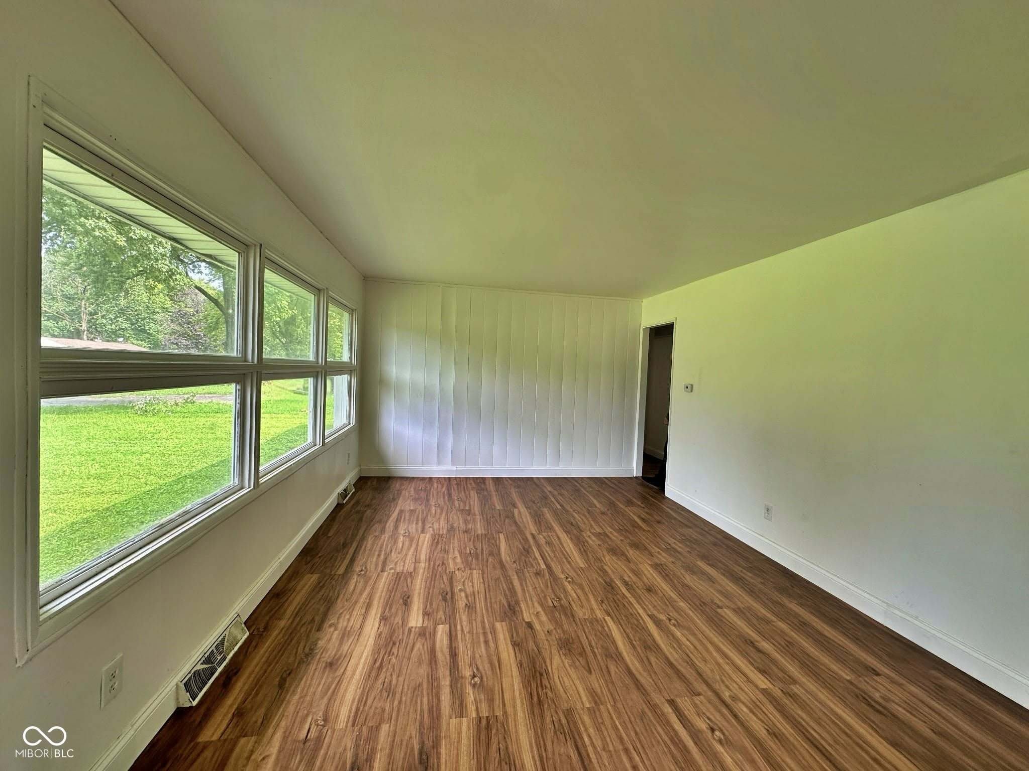 2725 Kristen Drive W – photo 4