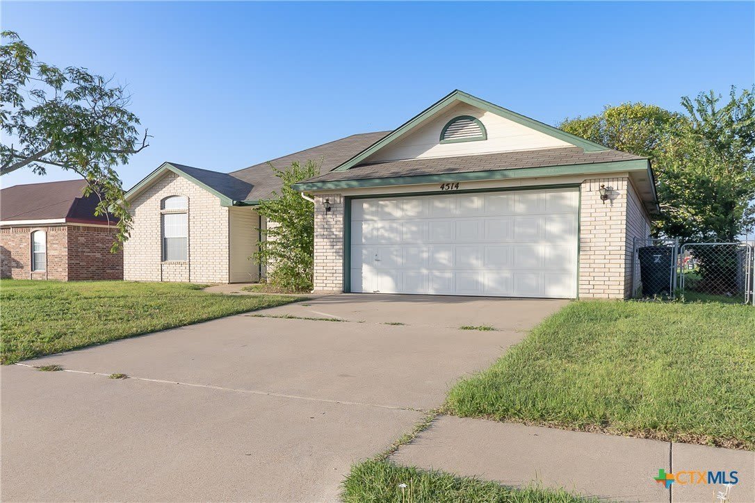 4514 Hondo Drive – photo 3