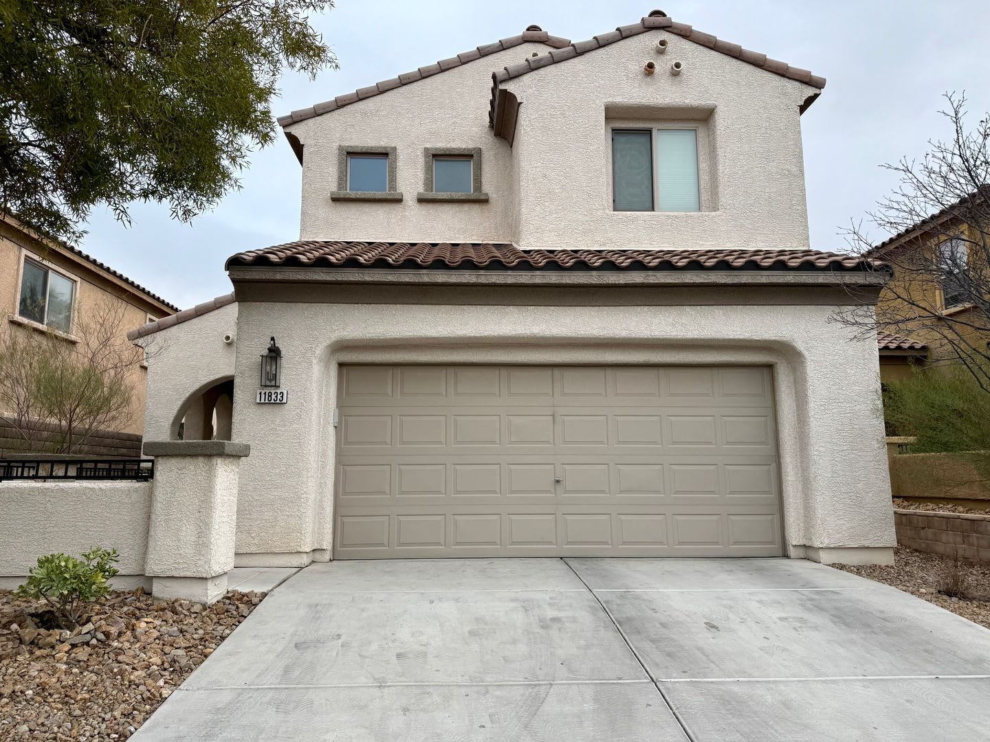 3/BD 2.5/BA Home in Gated Community with Stunning Features! – photo 1