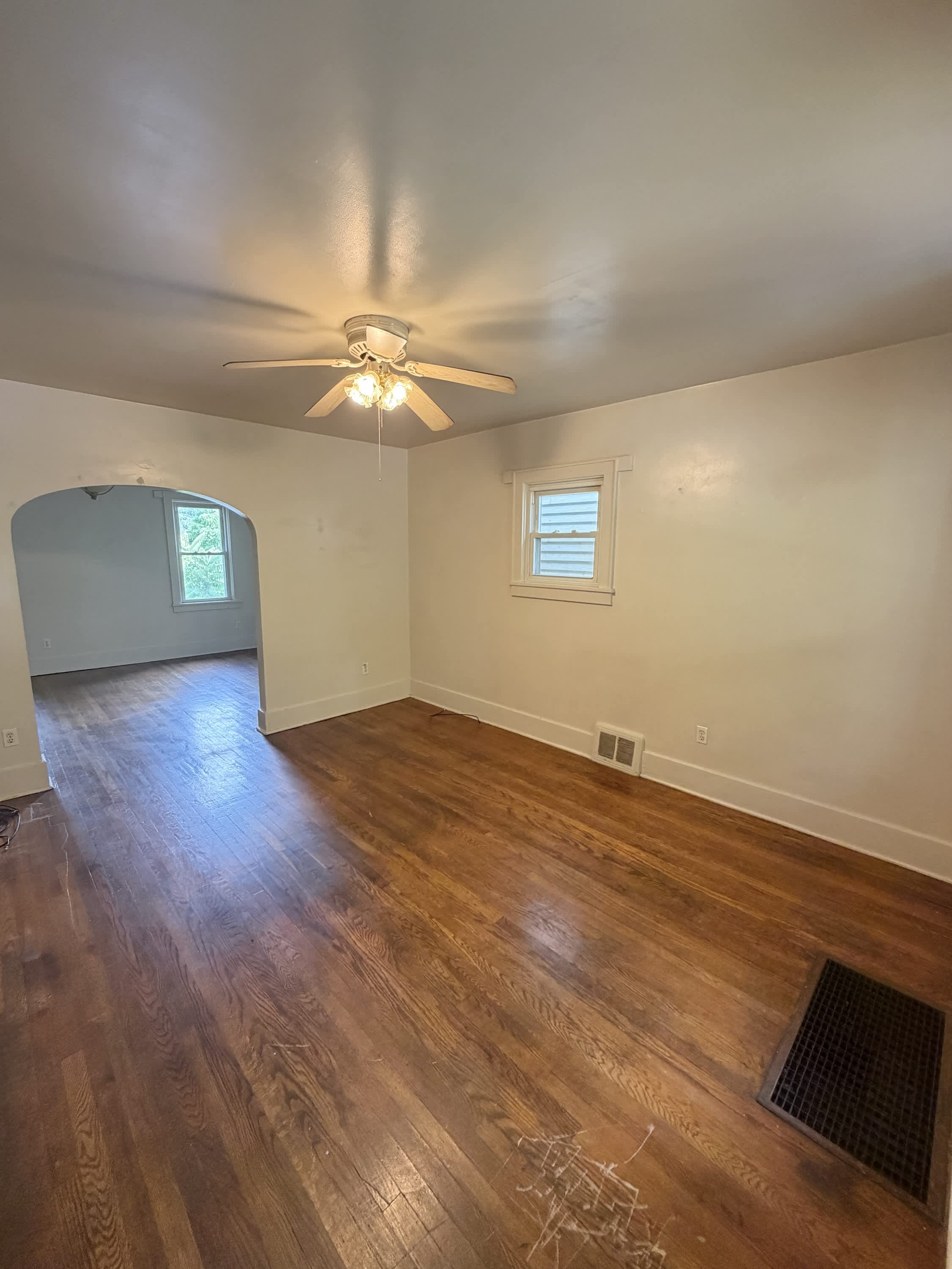 242 1 2 North 5Th Street – photo 4