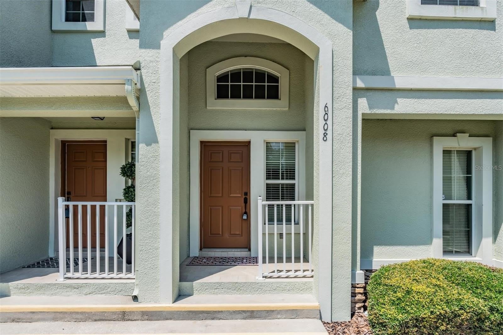 6008 FISHHAWK CROSSING Boulevard – photo 2