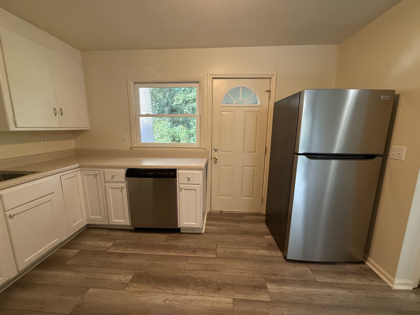 Remodeled 3 Bedroom Home In Boulevard Neighborhood – photo 4