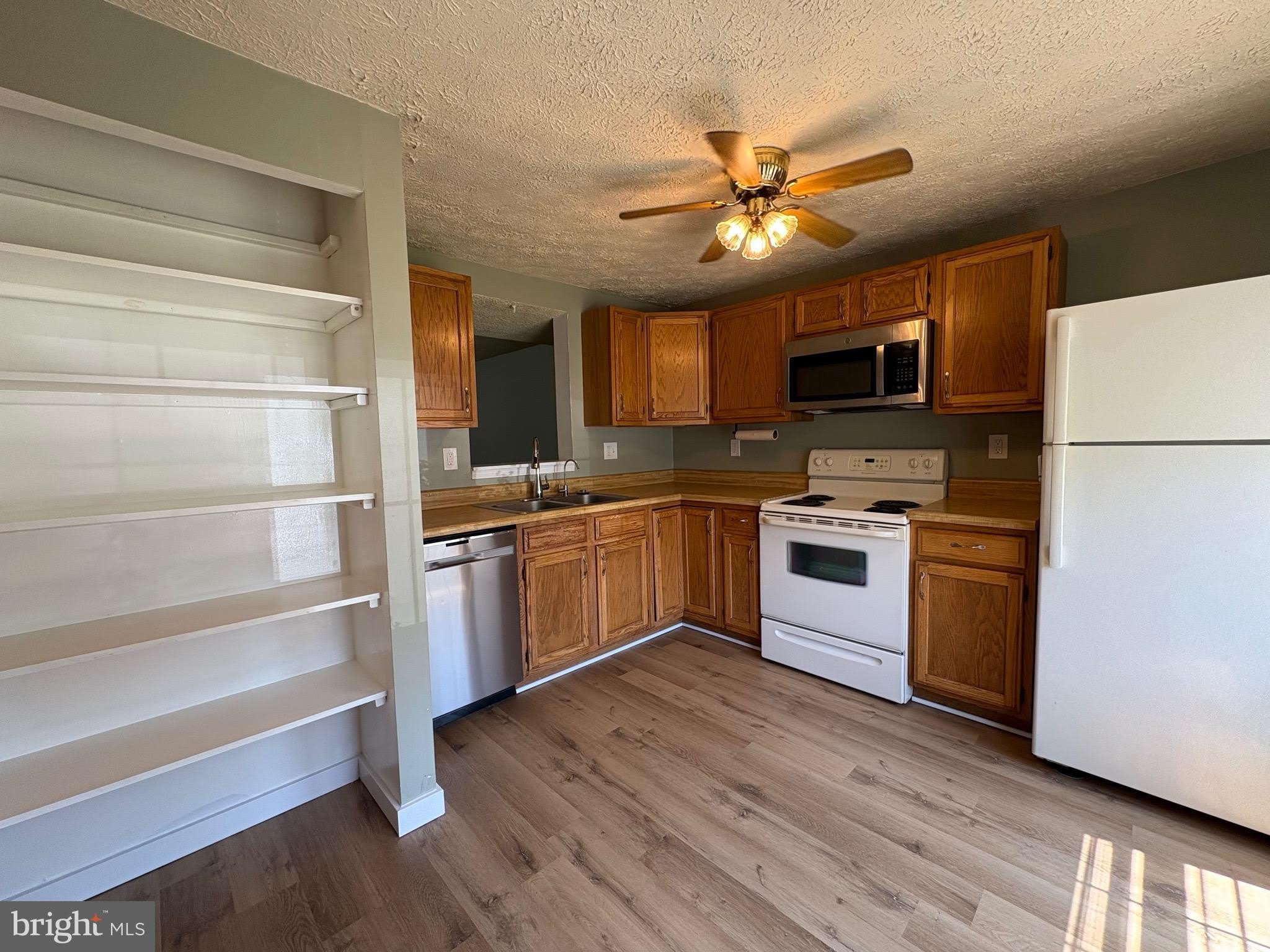 2645 ADAMS Street – photo 2