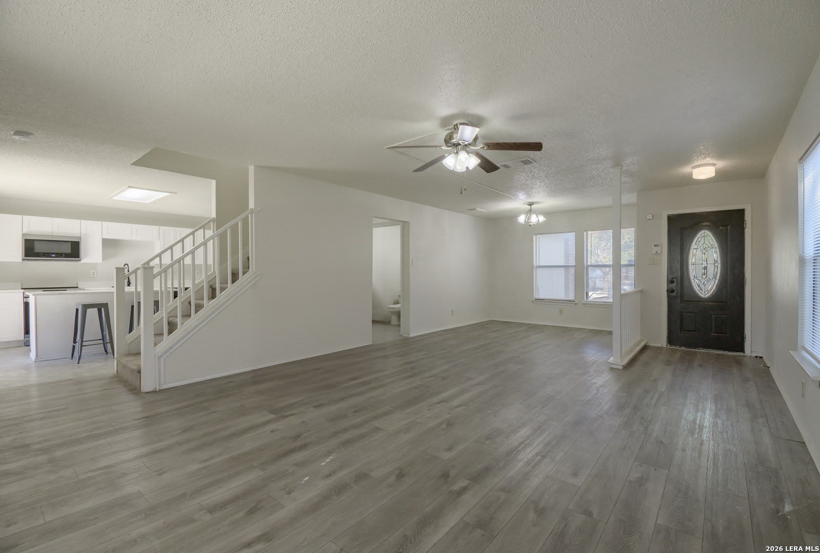 8166 CHERYL MEADOW DR – photo 5