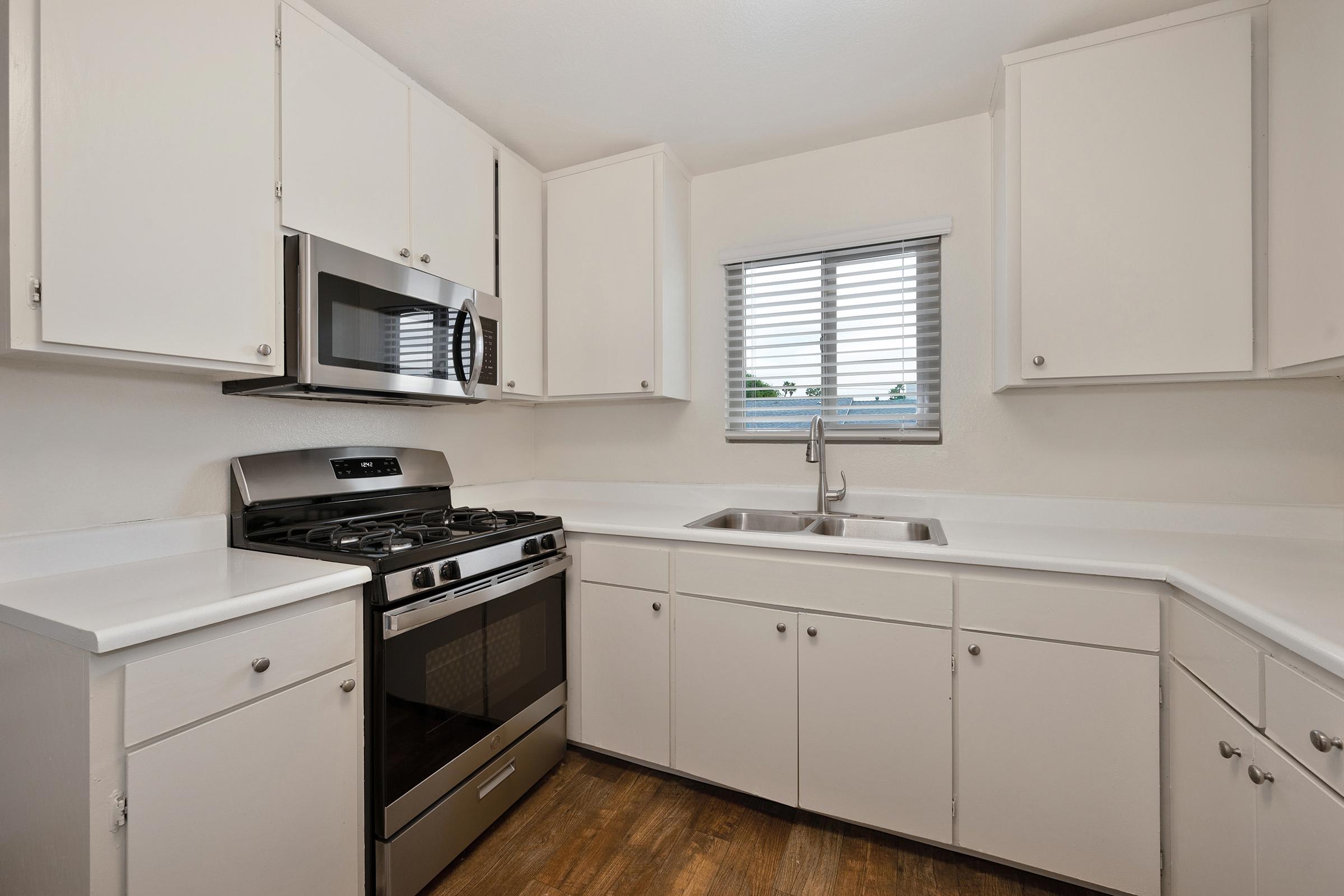 Elan Sea Lofts – photo 3