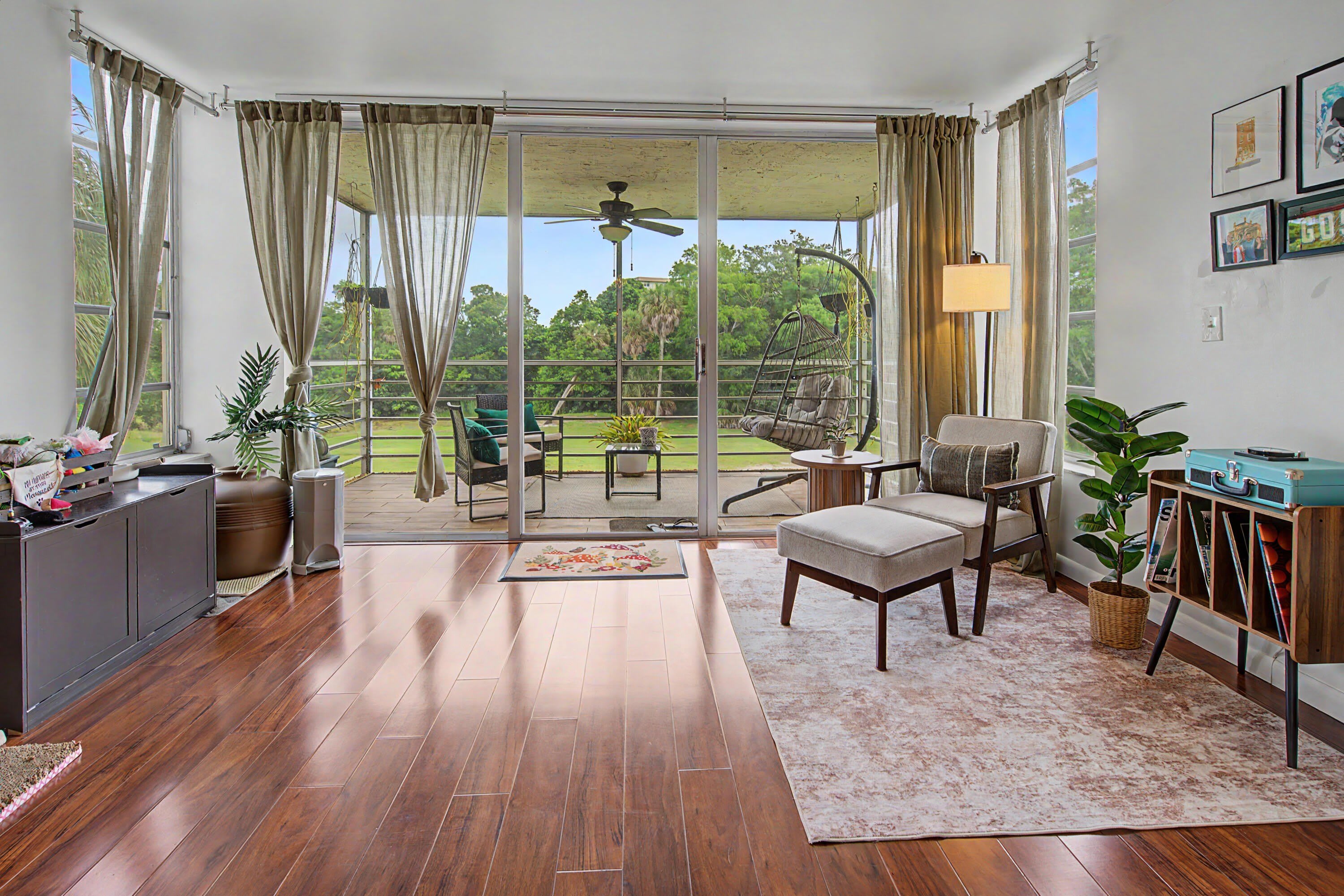 3930 OAKS CLUBHOUSE Drive – photo 1