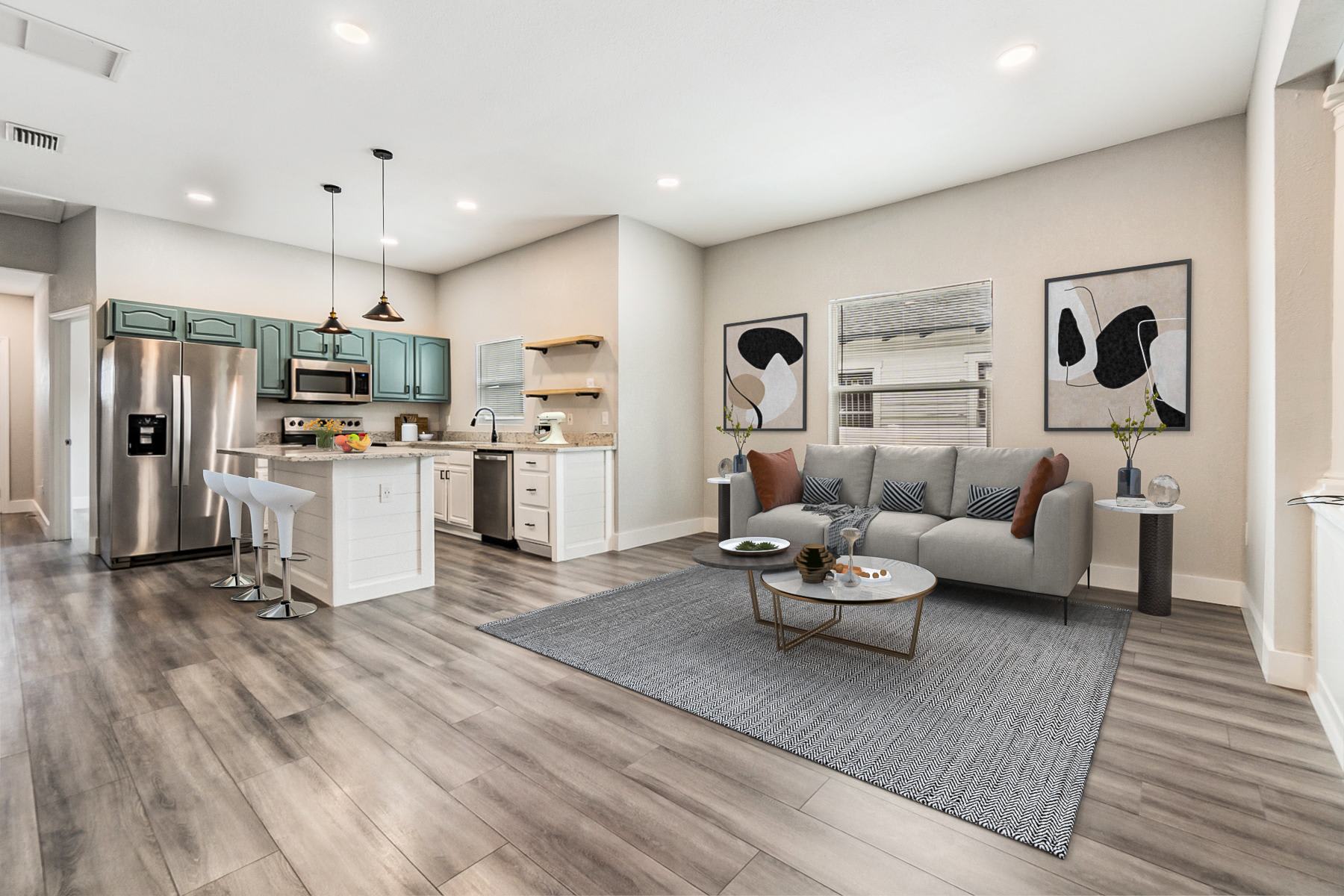 2321 W Green St – photo 1