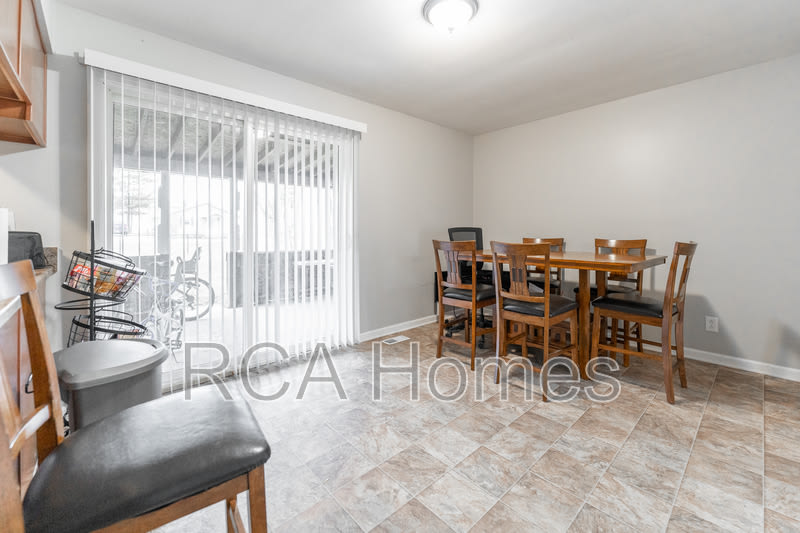 1705 Norton Avenue – photo 5