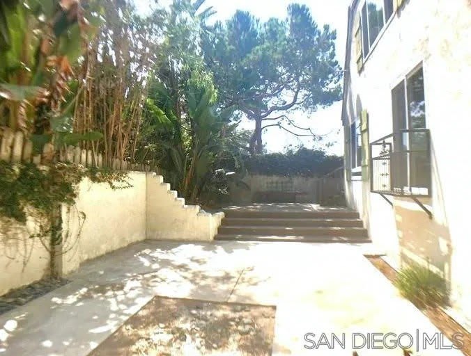 223 10th Street – photo 2