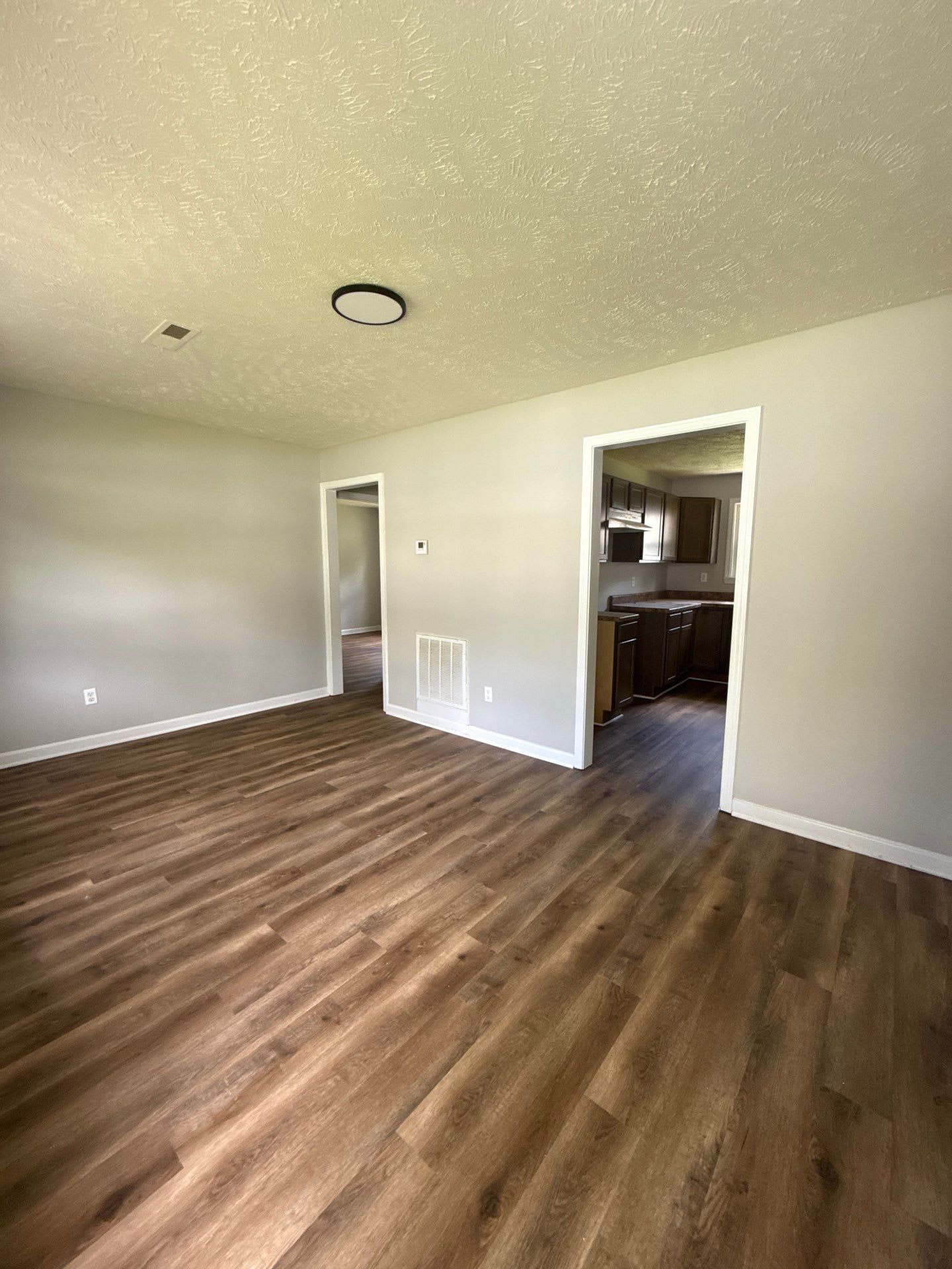 916 Monroe #4, Brownsville – photo 4