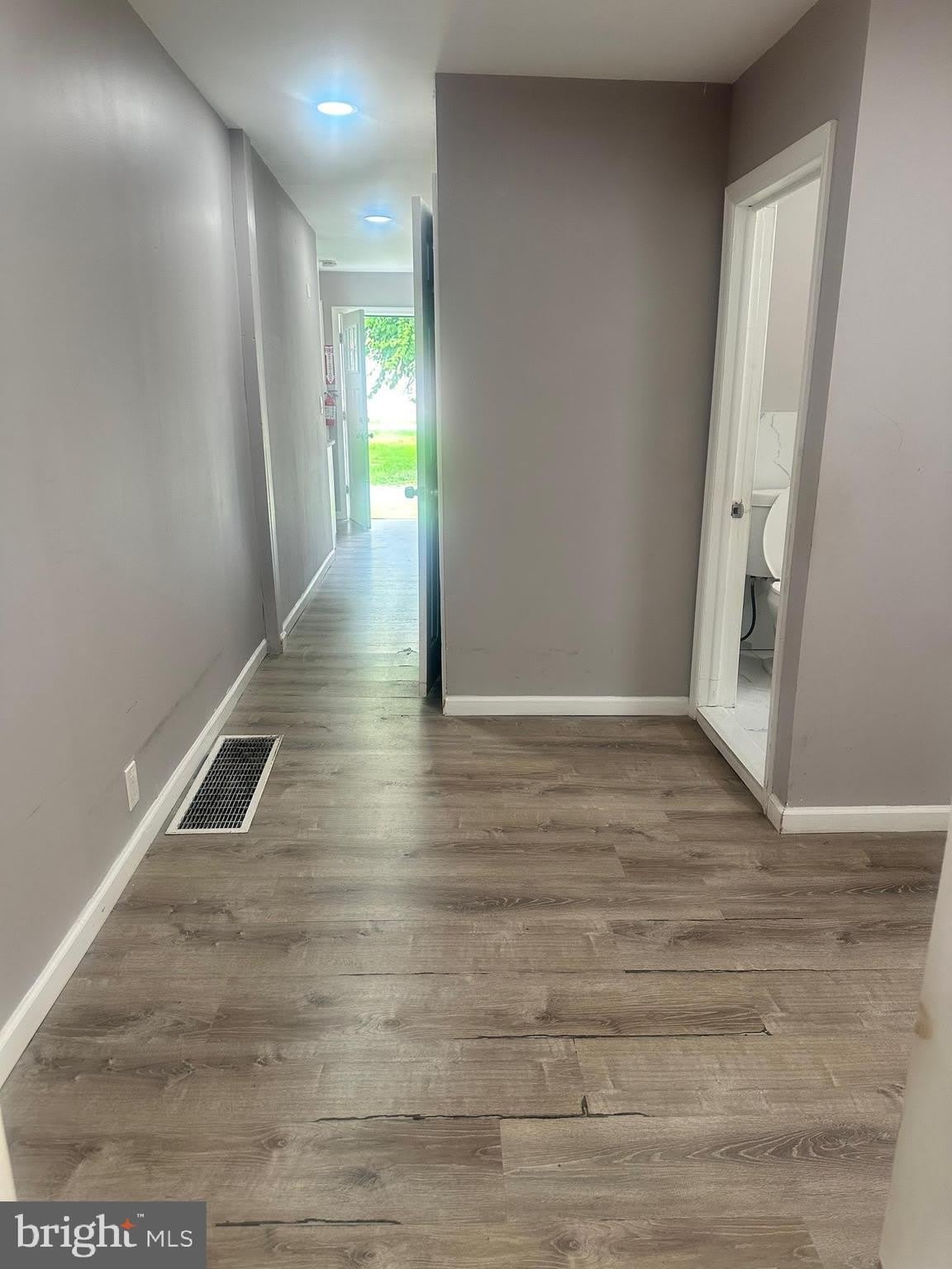101 W BUCK Street – photo 5