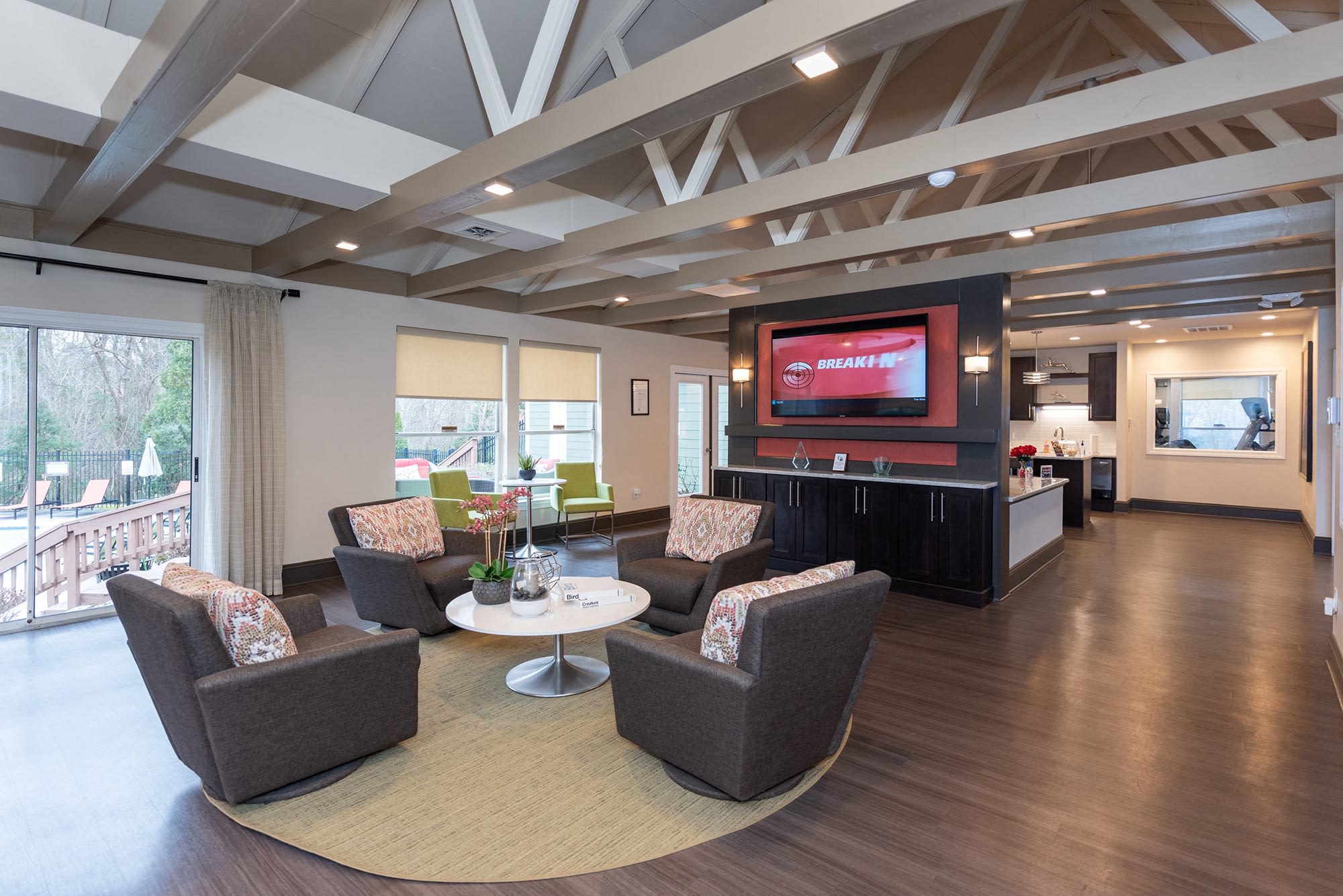Hanover Crossing Apartments – photo 2
