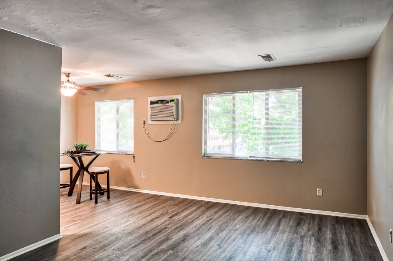 Continental Terrace Apartment Homes – photo 4