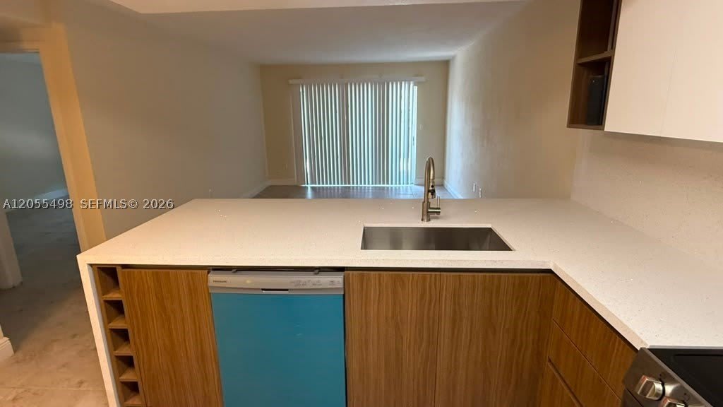 5000 NW 79 AV – photo 2