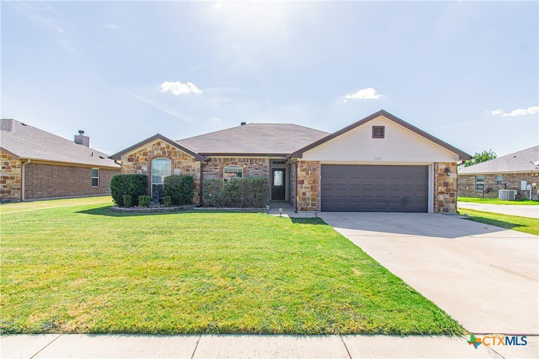 9805 Kaitlyn Drive – photo 1