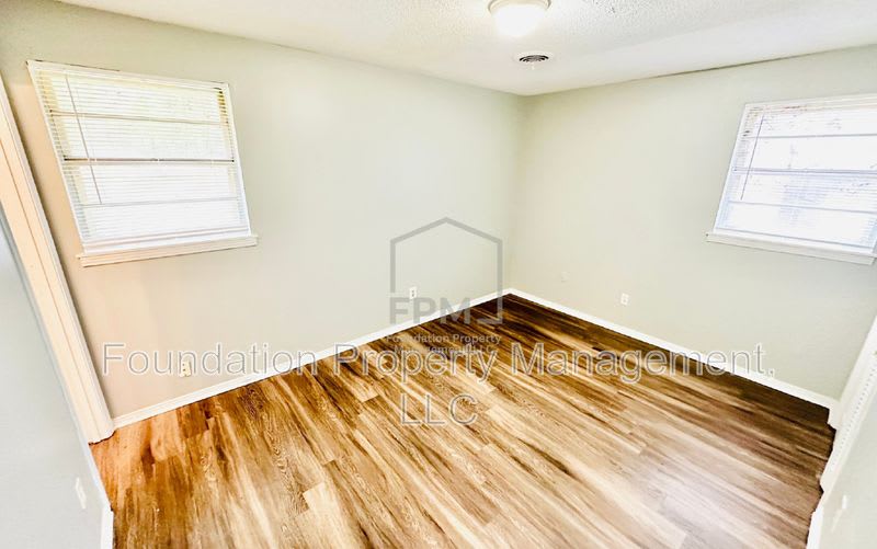 3366 Lone Rock – photo 5