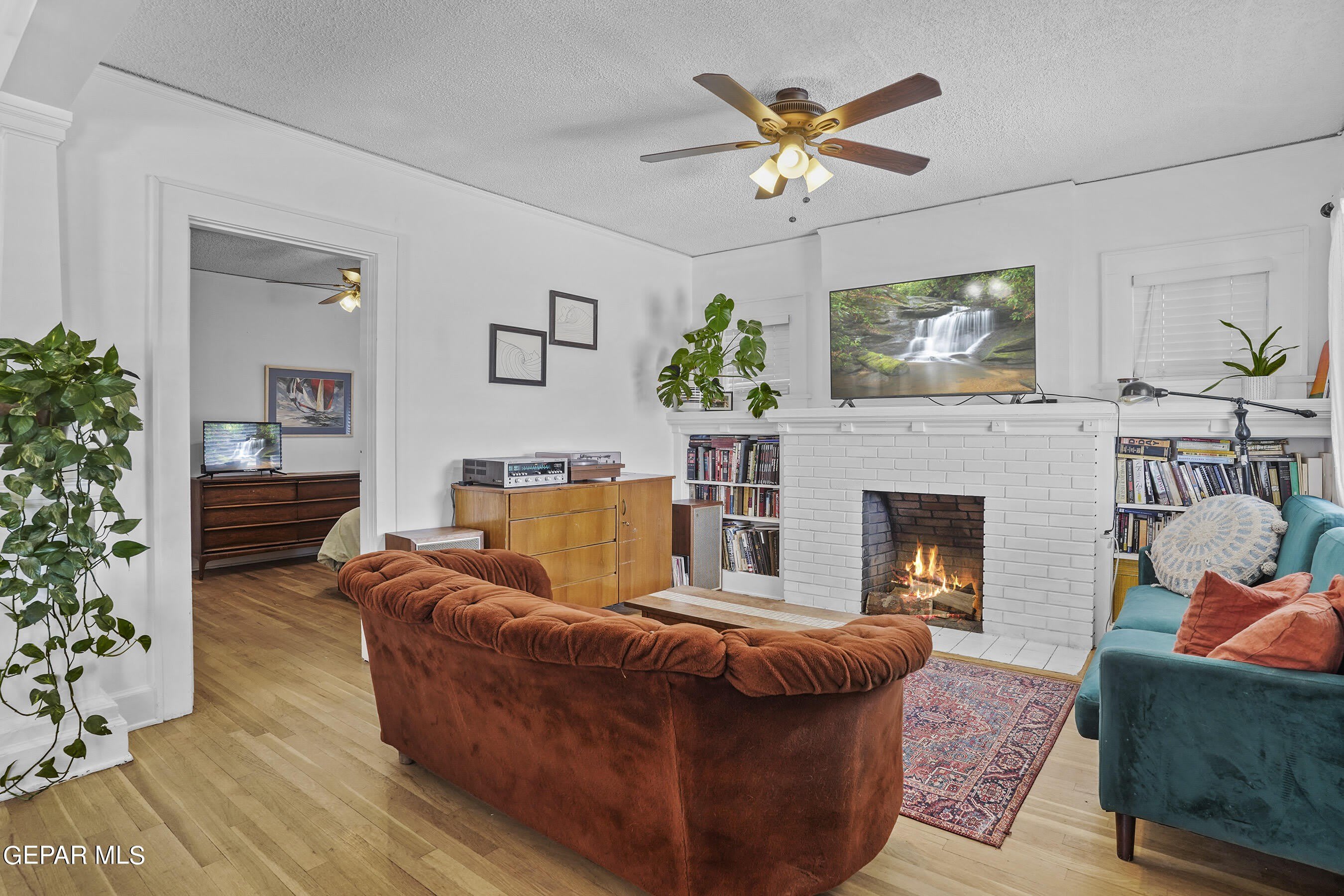 4017 Oxford Avenue – photo 5