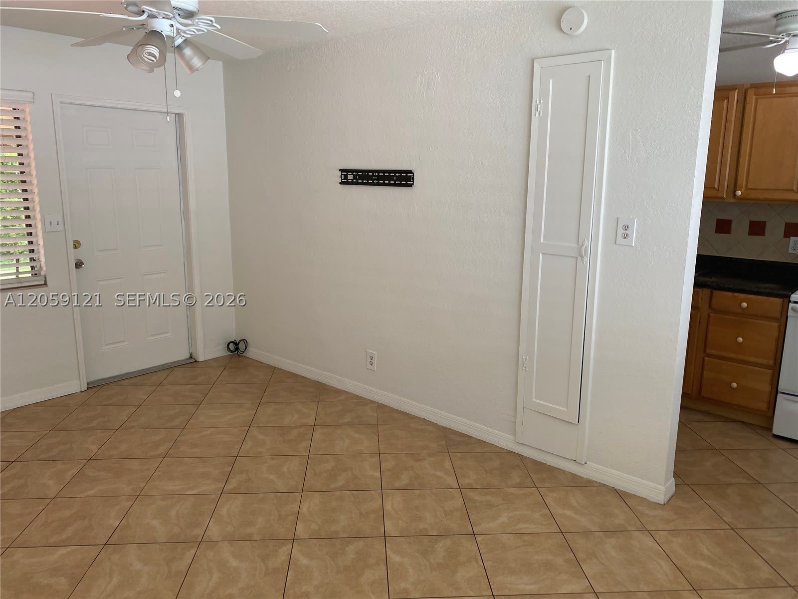 5616 Arthur St – photo 3
