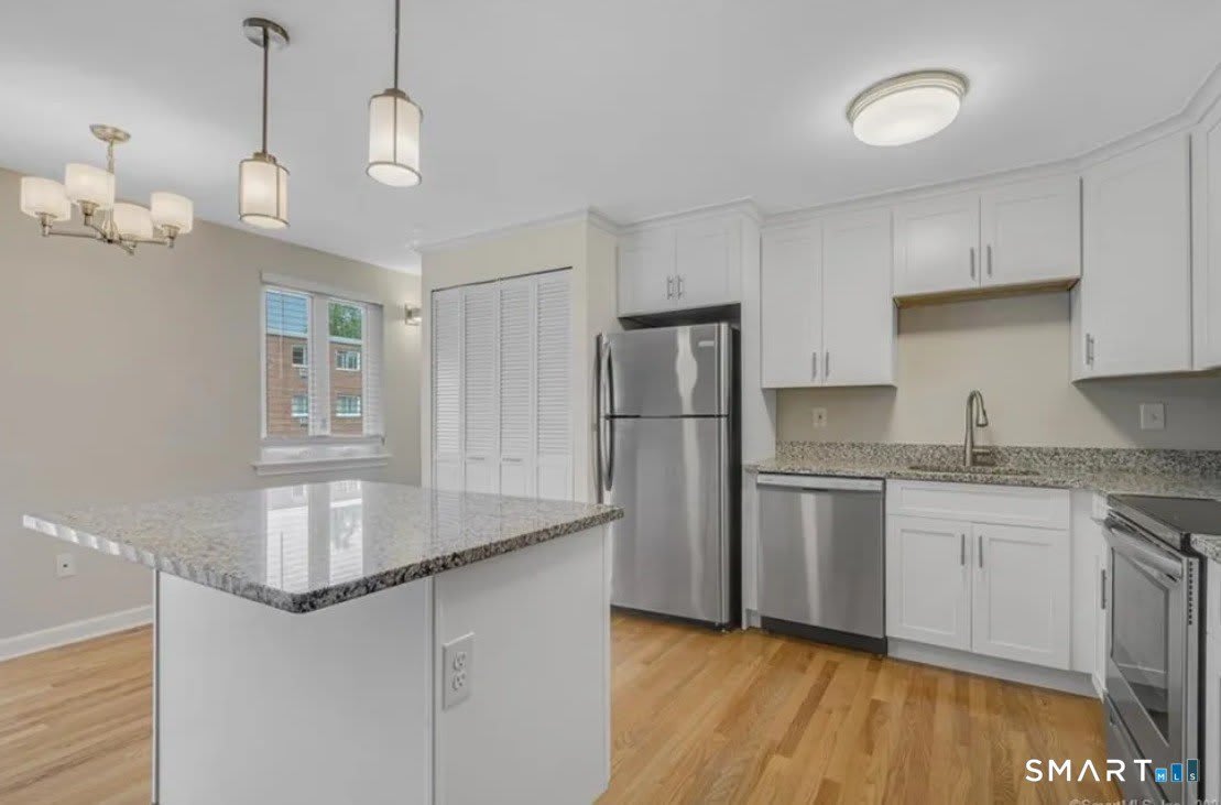 115 S Main Street – photo 3
