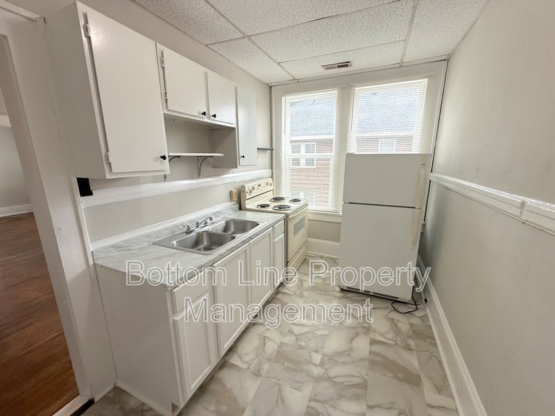 2100 E 7Th St 5 – photo 5