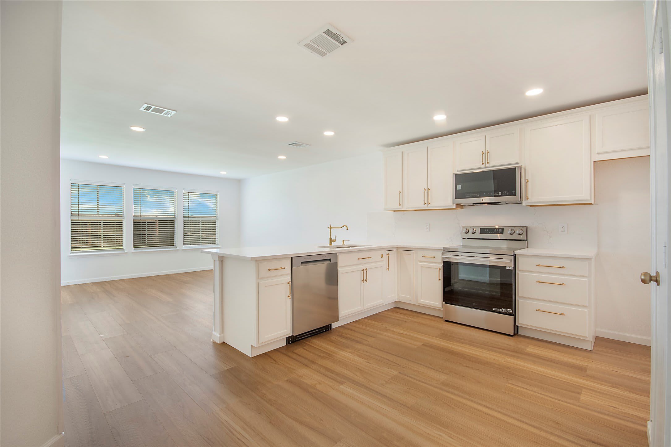 1618 Pin Oak Trail – photo 3