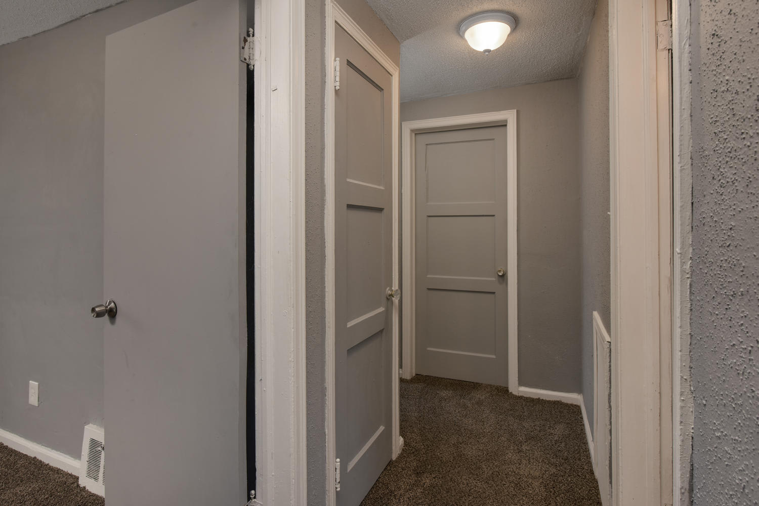 10434 Merlin St – photo 4