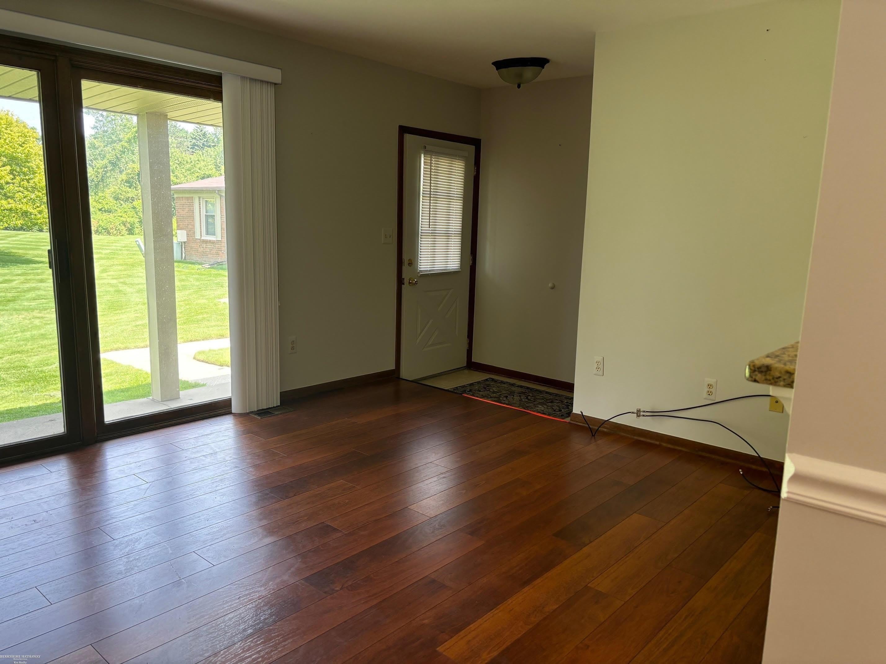 49850 Potomac Court – photo 2