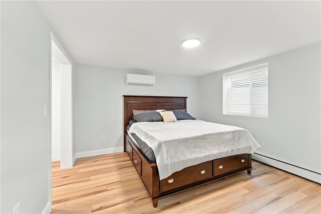 16 Grace Avenue – photo 2