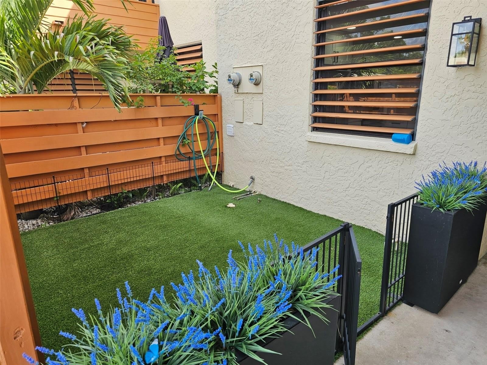 153 Wild Palm Drive – photo 4