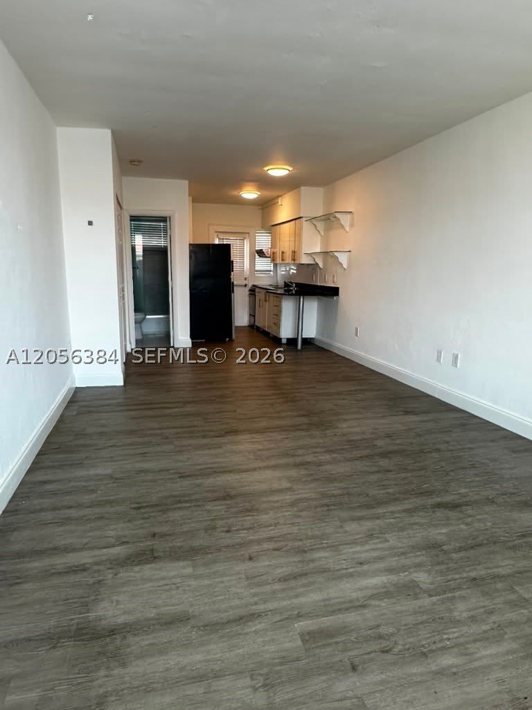 300 74th St – photo 2