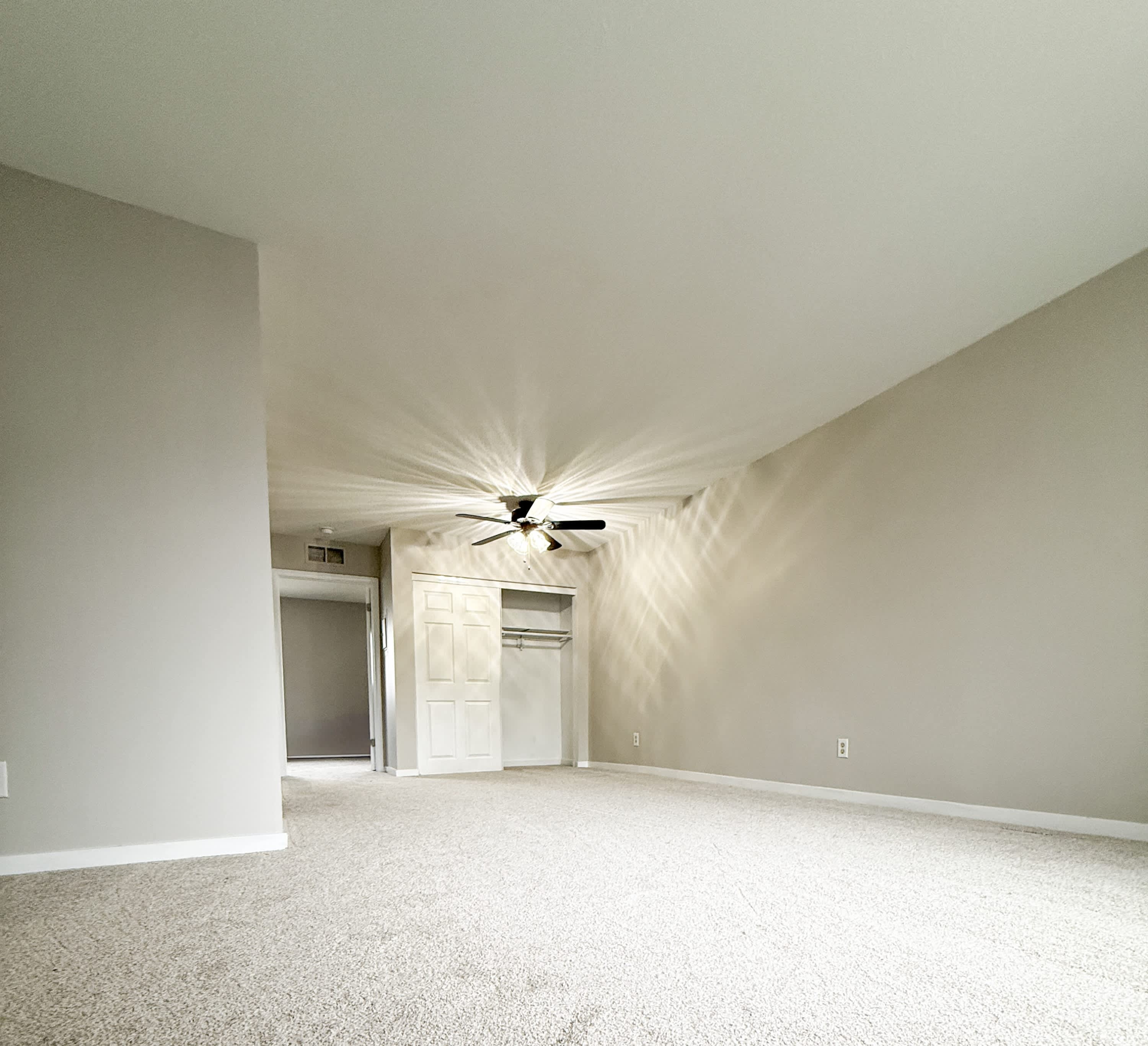 2039 Inverway Court – photo 3