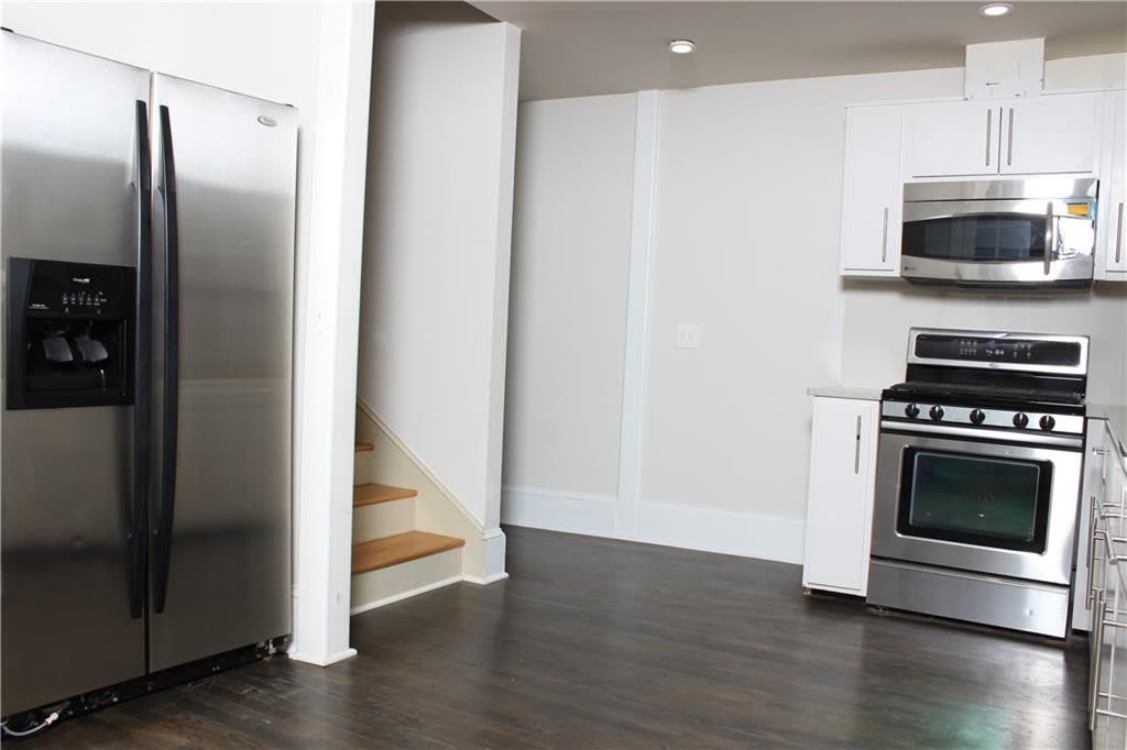 1124 Center Street NW – photo 3
