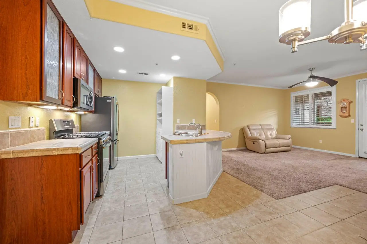 6511 Hearthstone Cir # HGH55BH – photo 2
