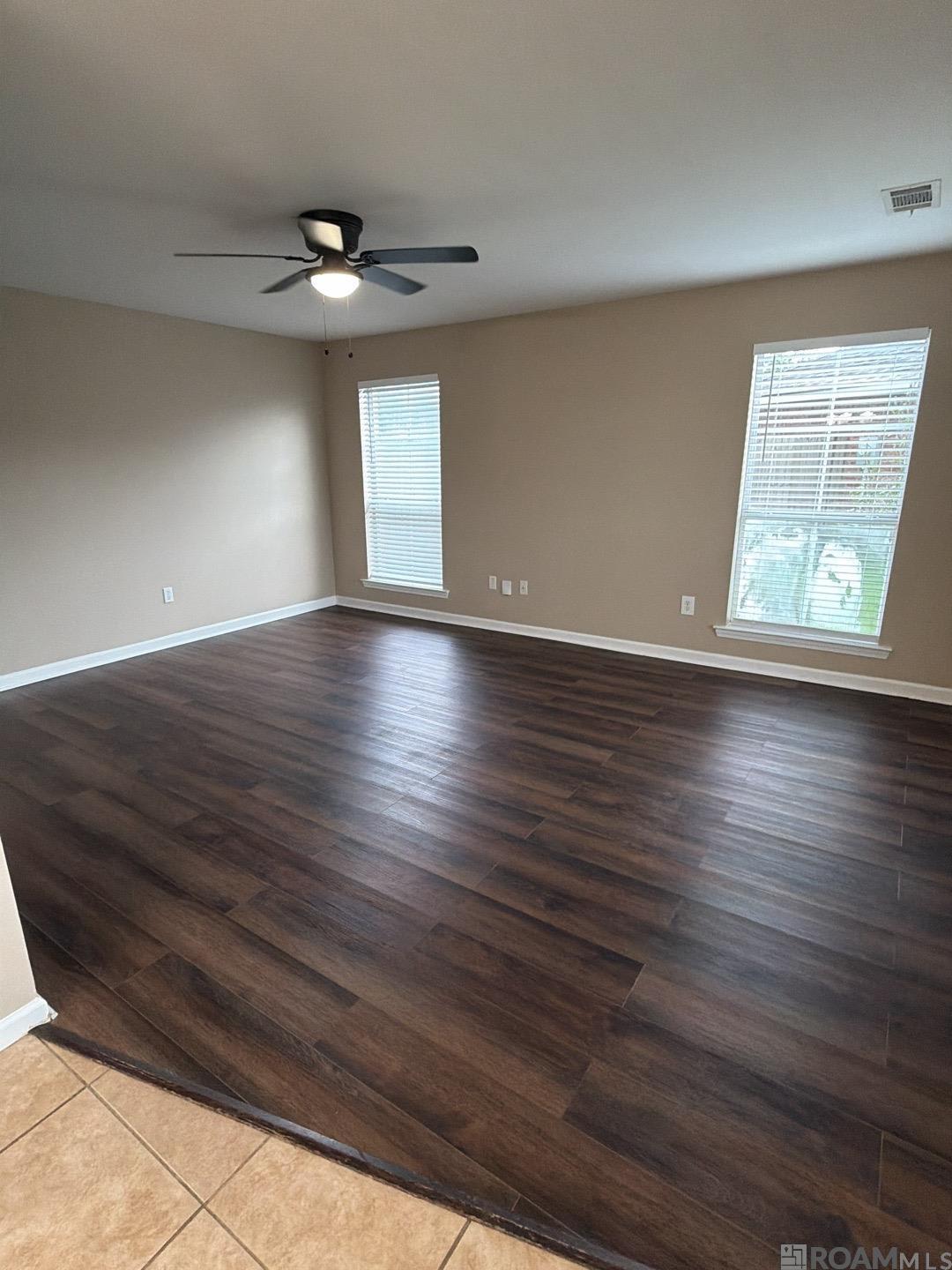 10124 Nashville Ct – photo 4