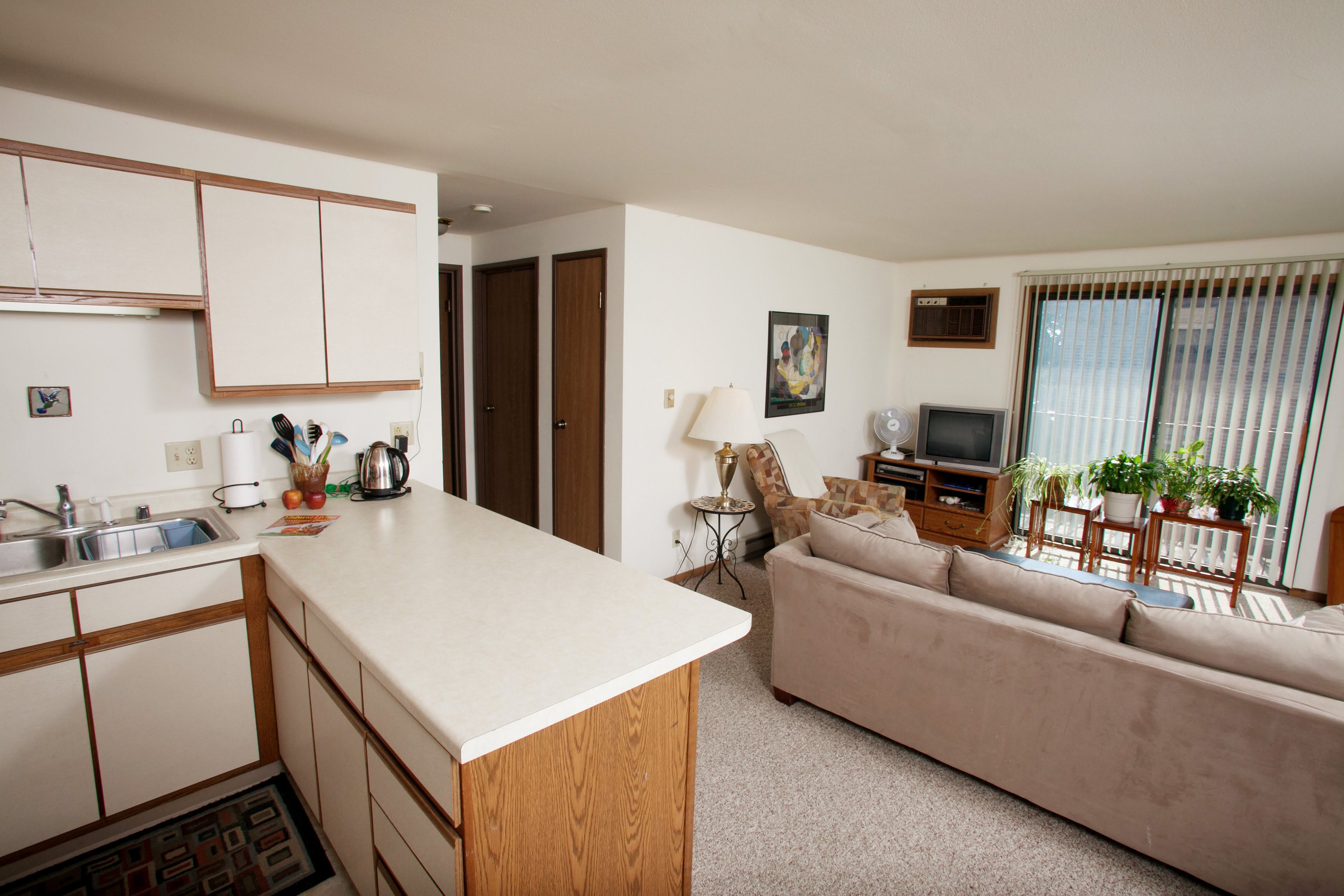 Applegate Apartments – photo 3