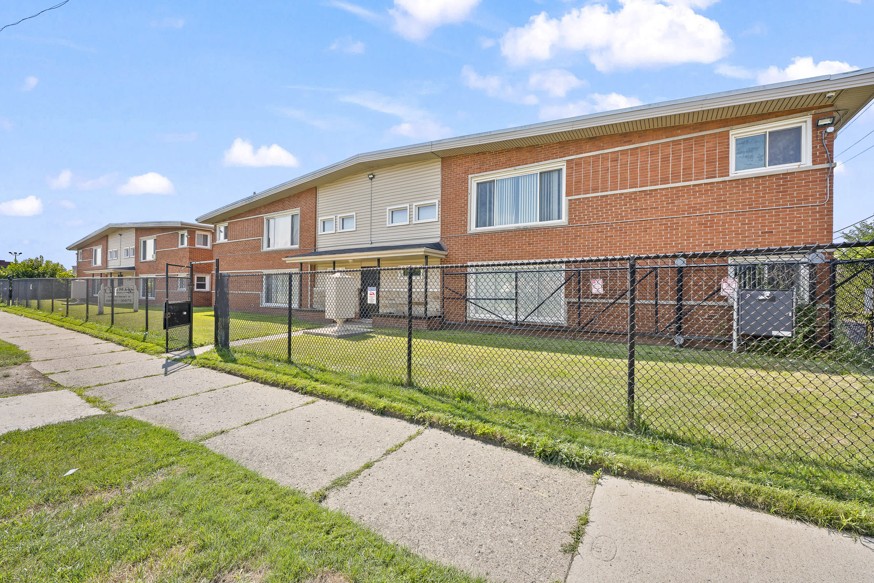 10071 Joy Rd Apt 7 – photo 1