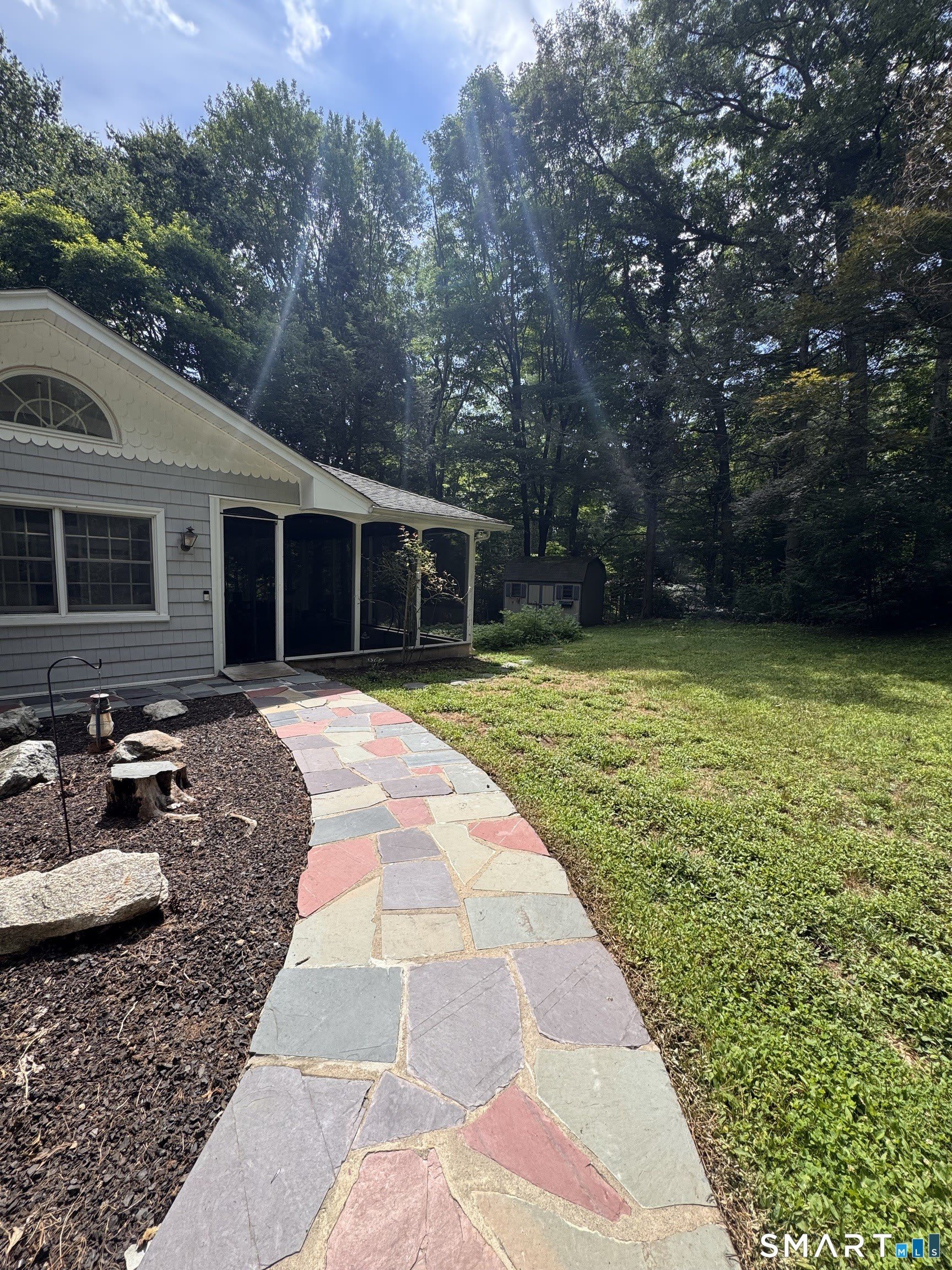 8 Midwood Road – photo 3
