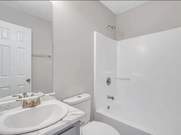 105 NE Shayna Drive – photo 4