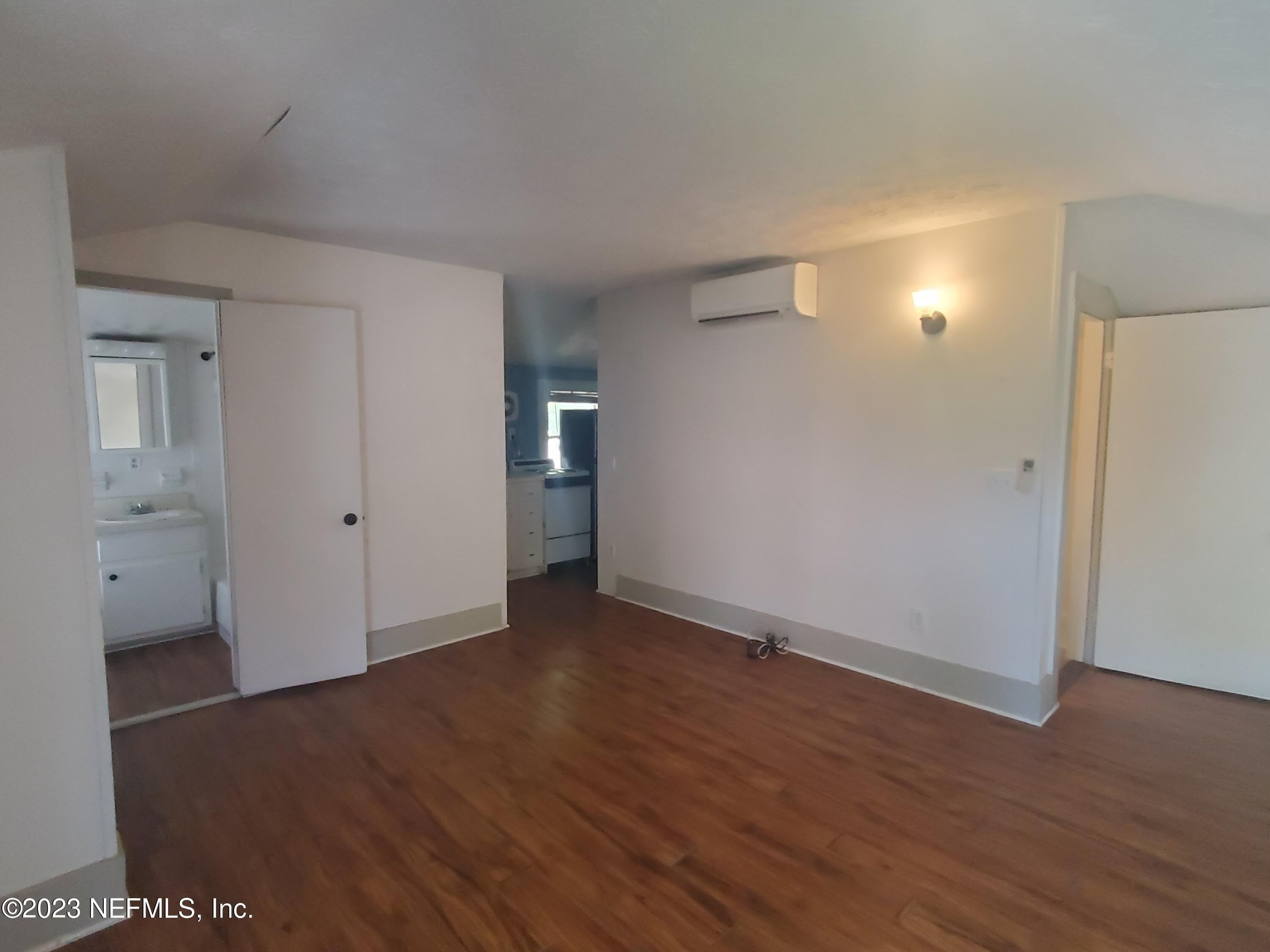 3114 RIVERSIDE Avenue – photo 4