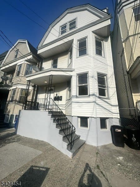 102 S 12Th St – photo 1