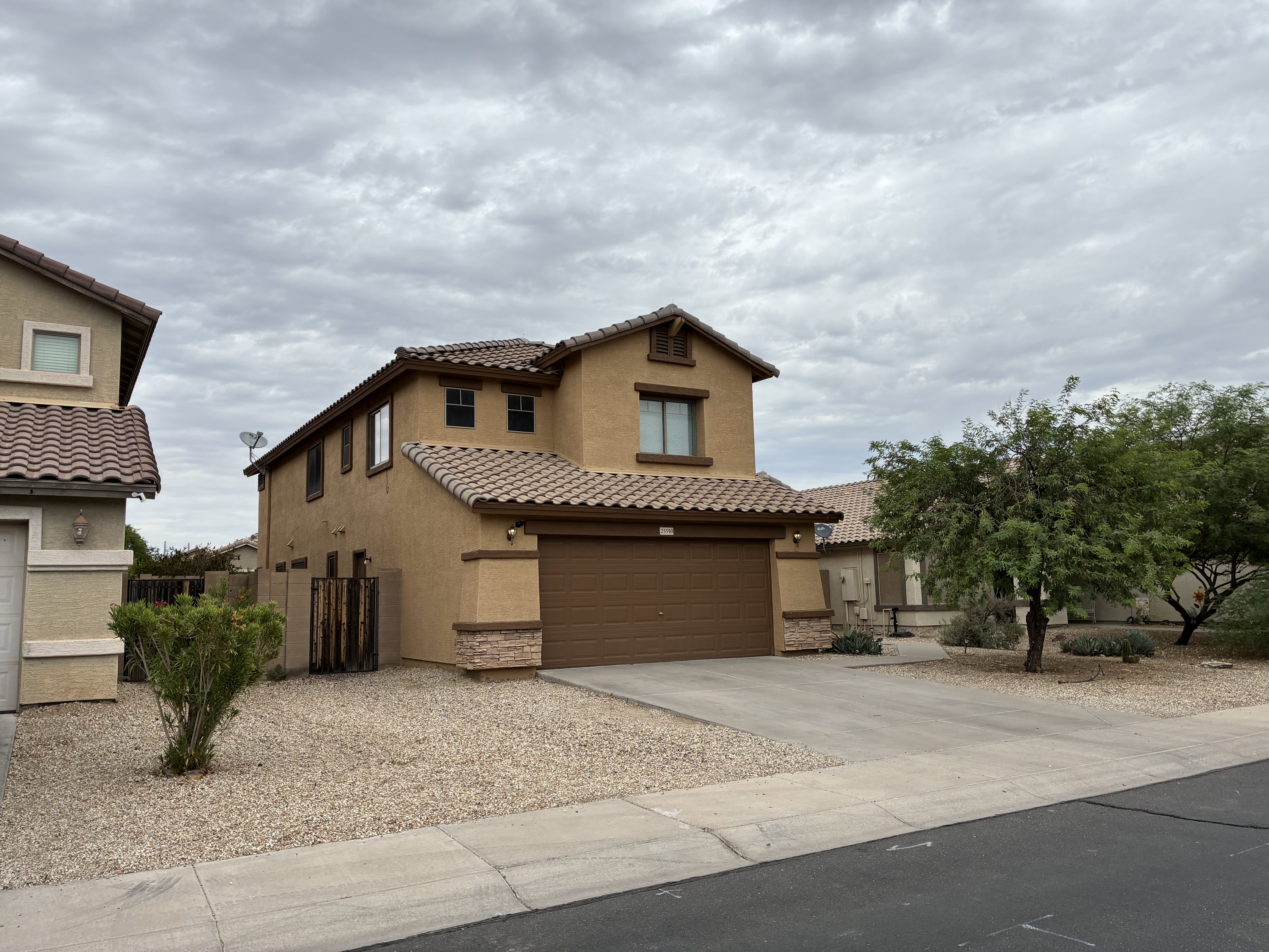 25550 W Pioneer St – photo 4