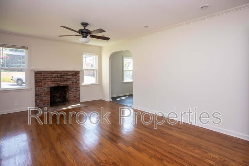 2500 Durwood Road – photo 3