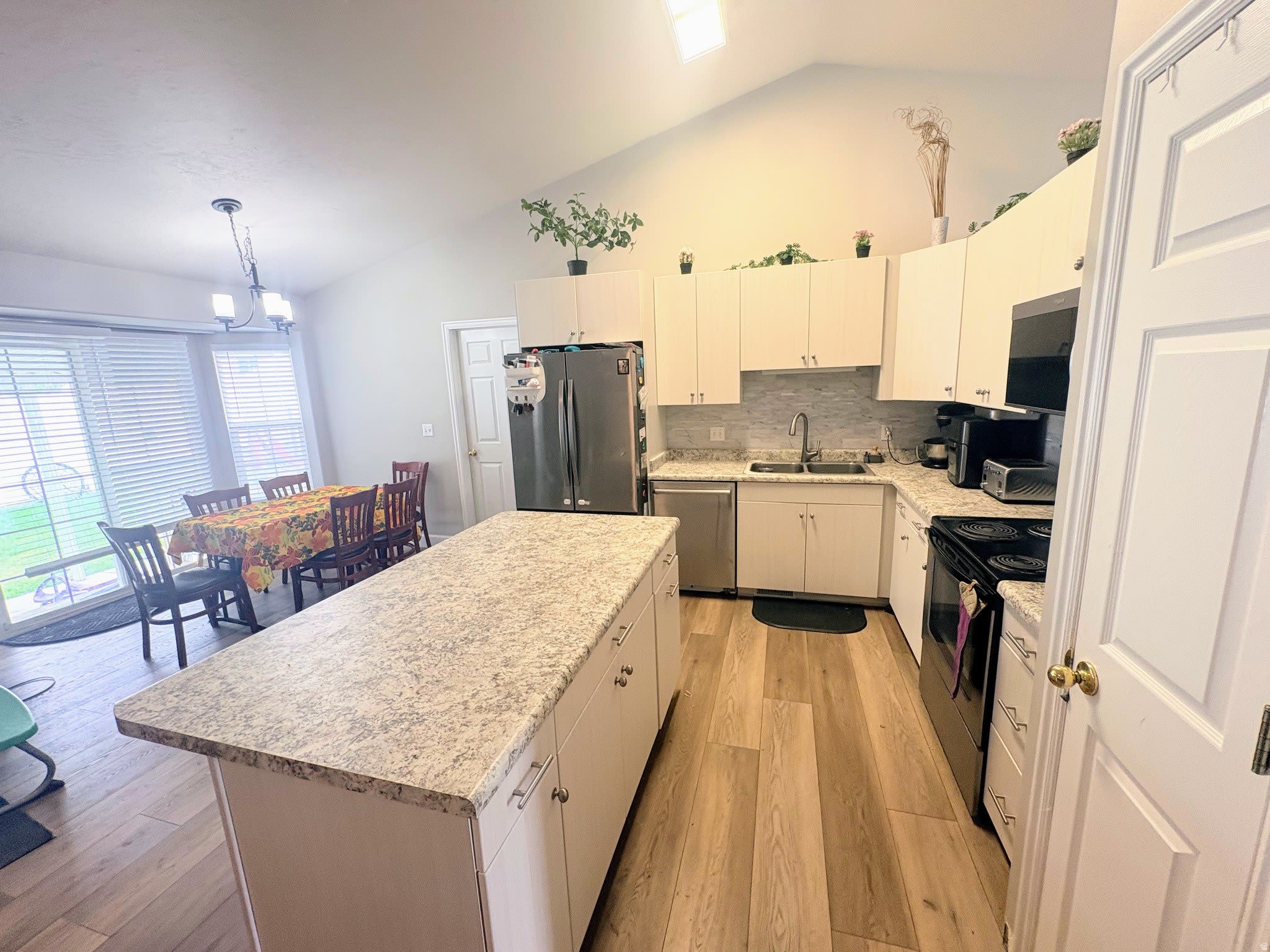 4955 W THRUSH Dr – photo 5