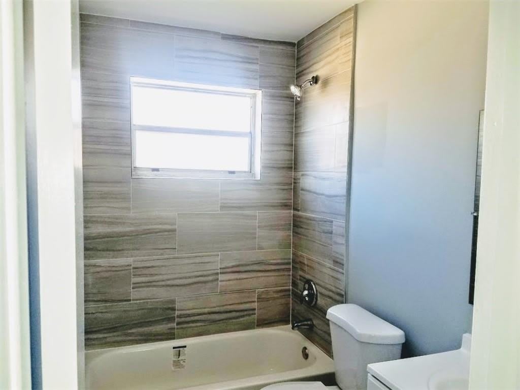 109 NW 3rd Avenue – photo 1