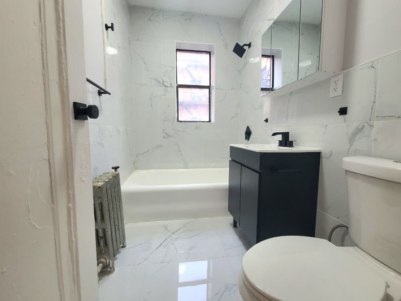 600 Salem Ave – photo 4