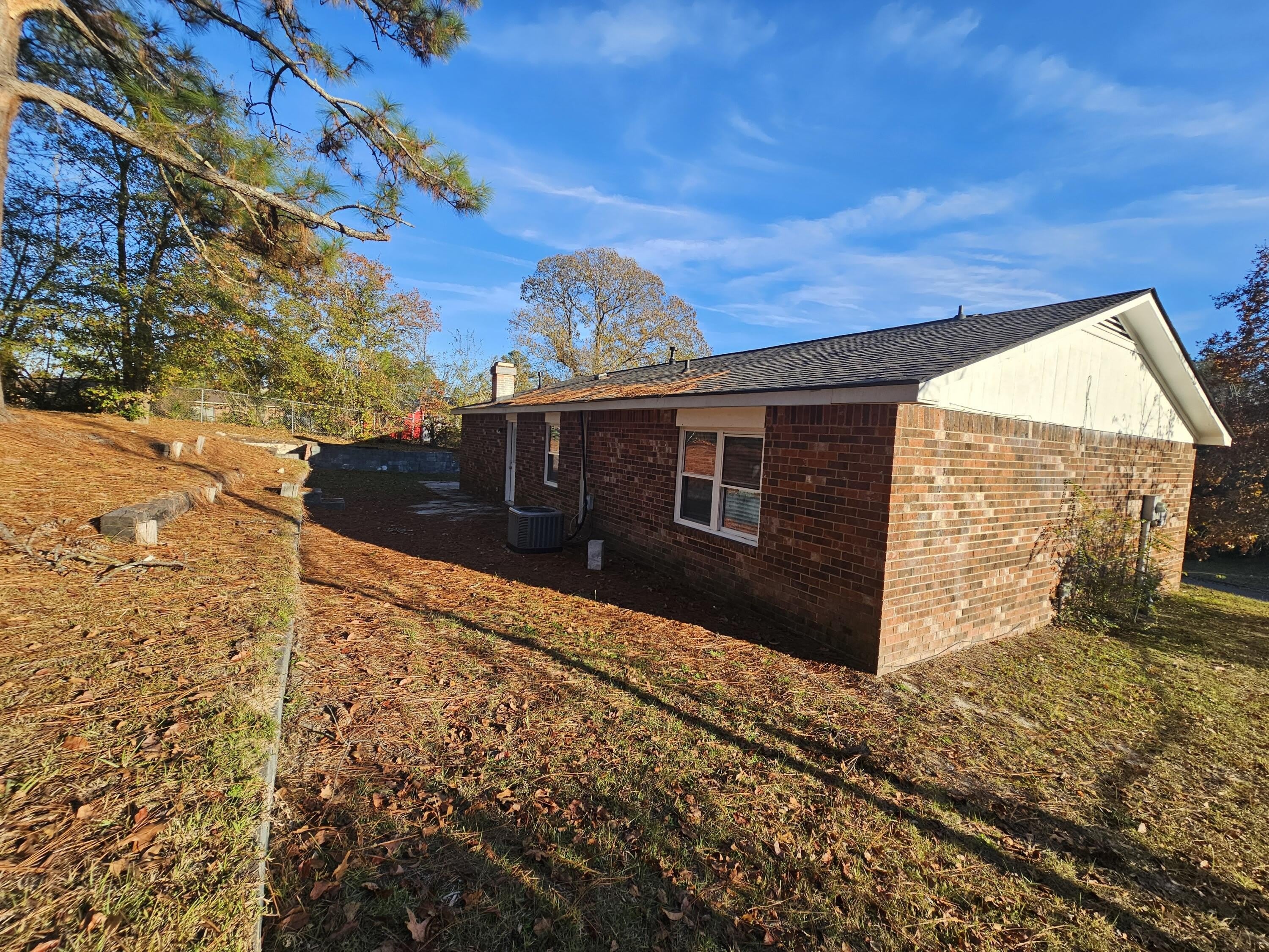 3543 Windermere Drive – photo 2