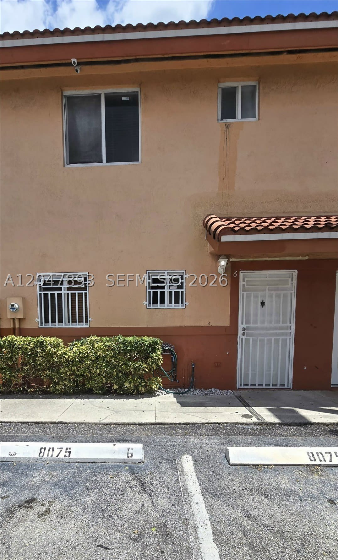 8075 NW 8th St – photo 2
