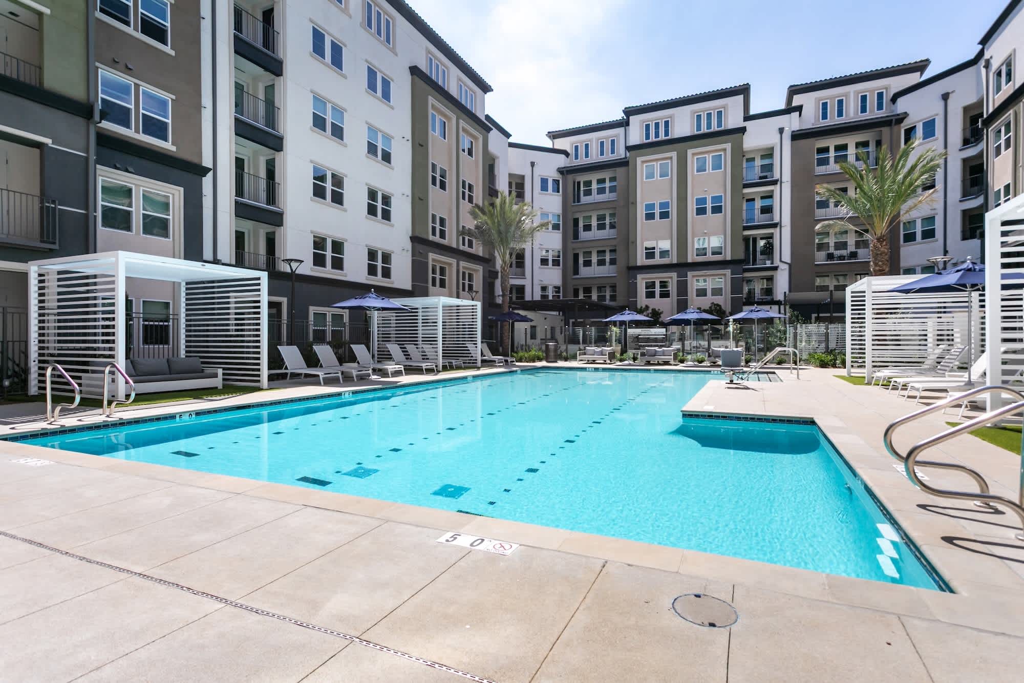 Enzo Apartments – photo 2