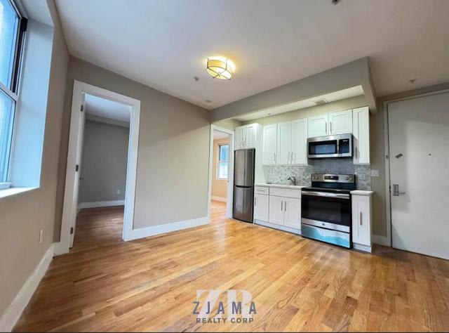 310 Park Avenue – photo 1