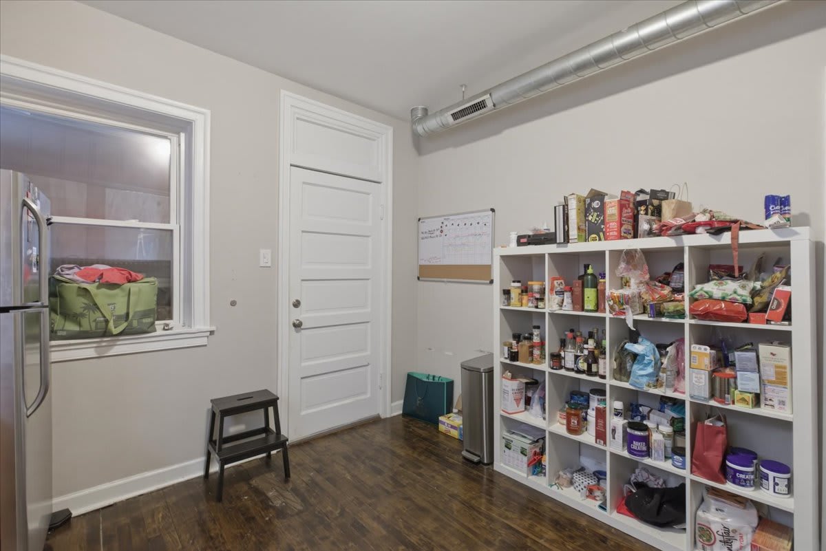 1042 North Kedzie Avenue – photo 4